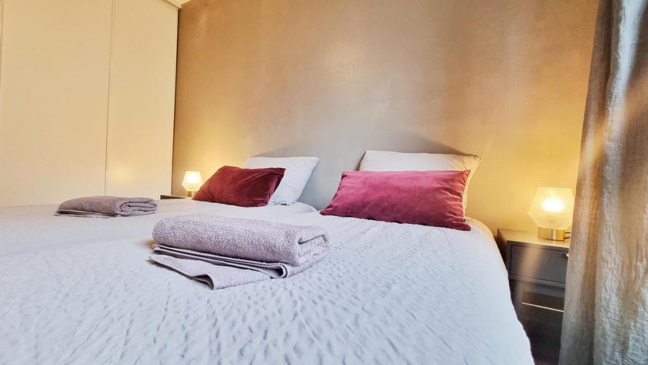 Chez Margot & Fawaz - Parking - 3 Chambres - Jardin - Relax Bnb コルマール エクステリア 写真